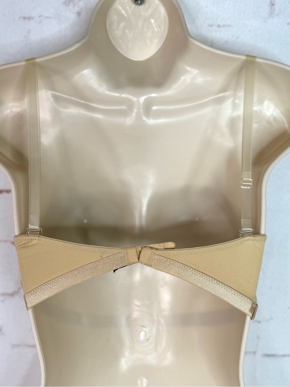 NWT LE MYSTERE ‘DOS NU’ 34B Style 1155 Nude Adjustable Convertible Straps Bra - Picture 4 of 12